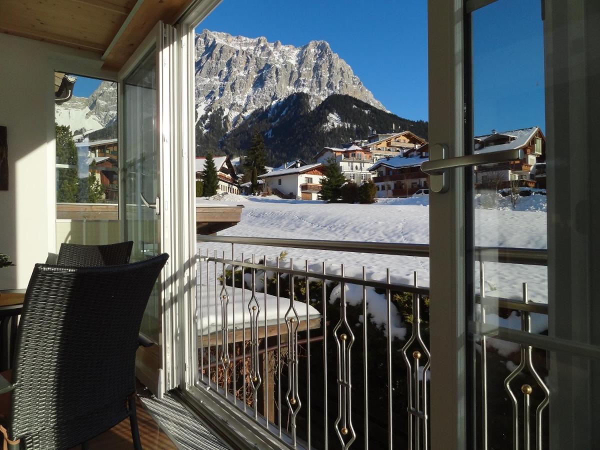Appartements Loisachpromenade Ehrwald Exteriör bild